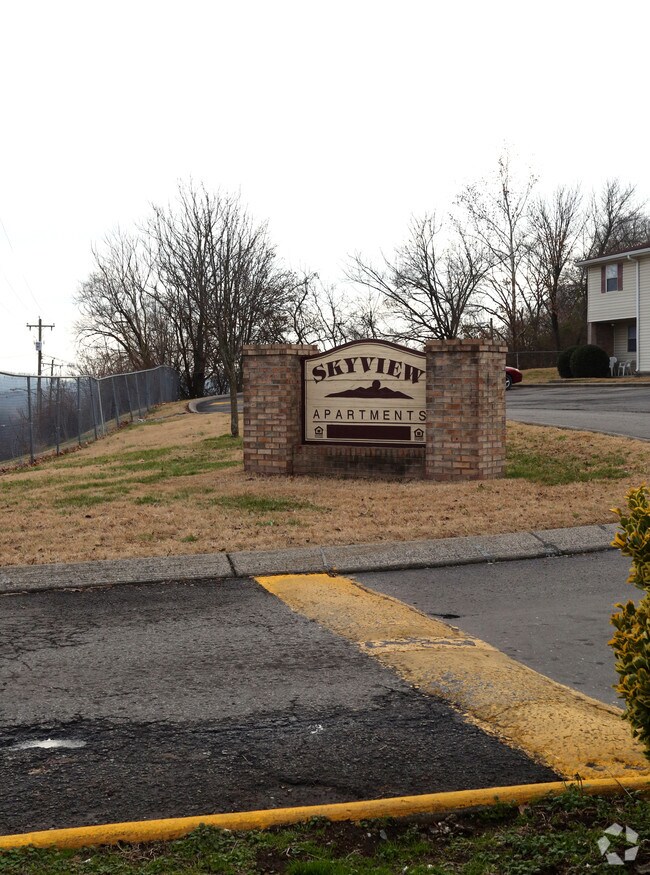 Skyview Apartments Nashville, TN