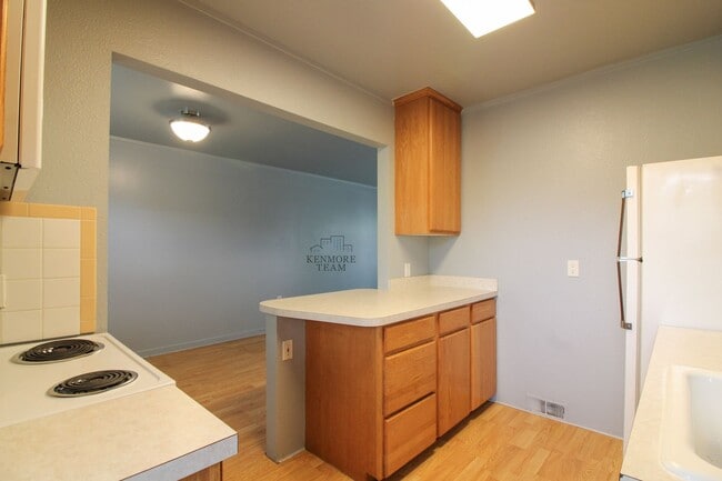 Foto del edificio - RENT SPECIAL: 2 Bed/1 Bath Duplex in Central Richland