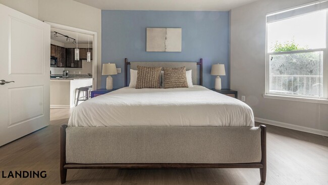 Foto del edificio - 8100 Palisades Cir