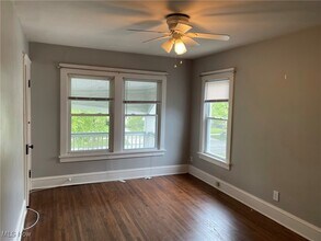 Building Photo - 2091 Carabel Ave