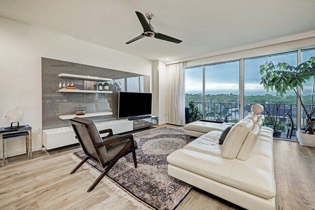Foto del edificio - 2200 Willowick Rd