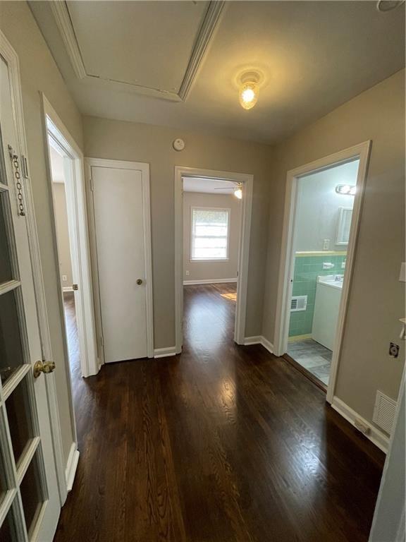 Building Photo - 3043 Glendale Ct