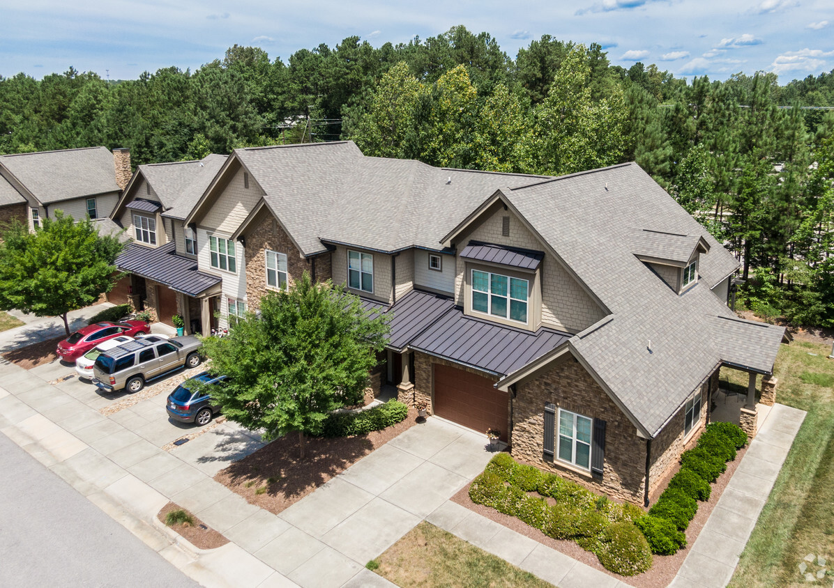 Foto principal - The Townhomes at Chapel Watch Village