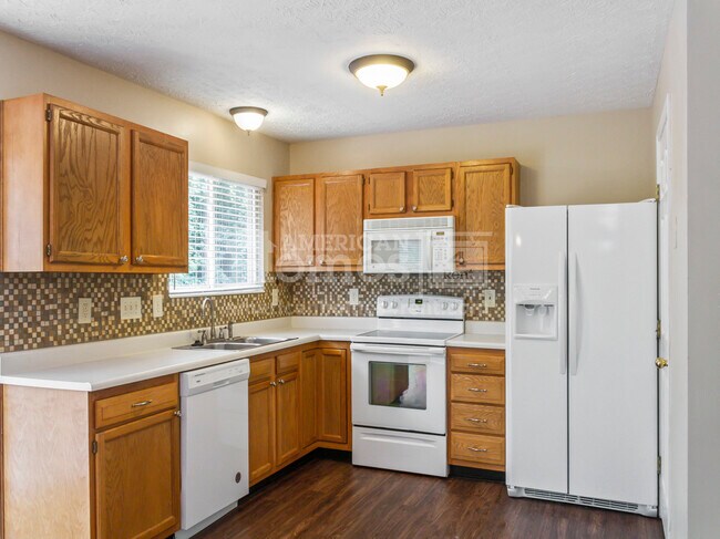 Foto del edificio - 37 Wooded Ridge Drive