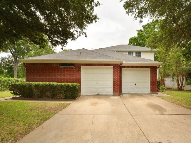 Foto del edificio - 8013 Willet Trail