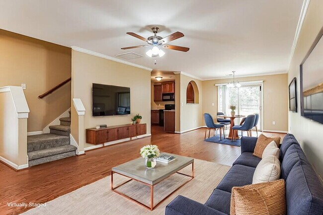 Foto del edificio - 160 Briar Ridge Ln