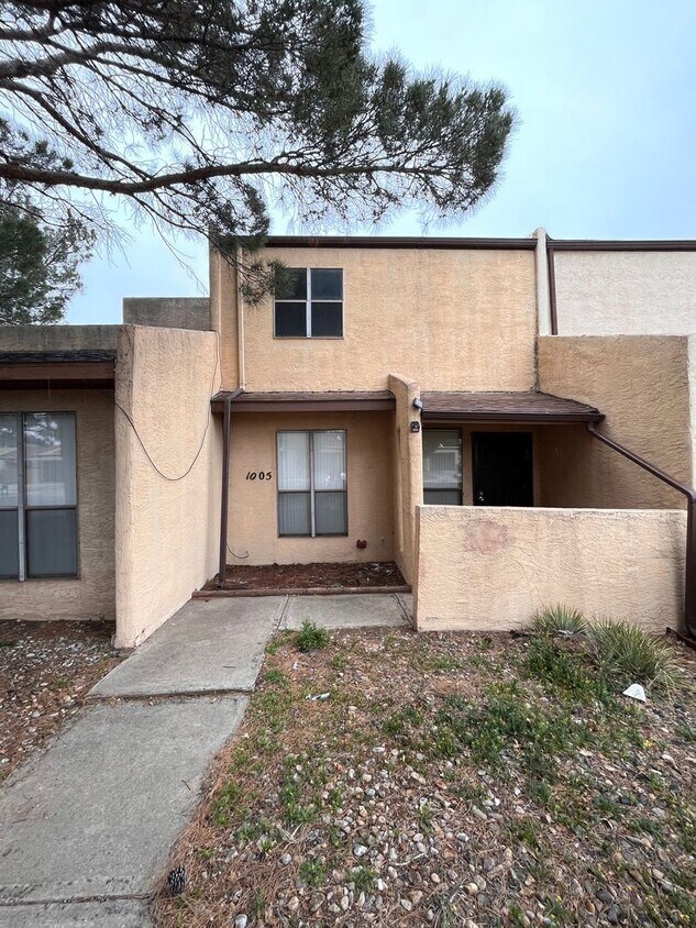 1005 Plaza Del Sol, Roswell, NM 88203 House Rental in Roswell, NM