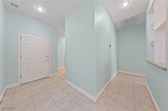 Building Photo - 1805 Joy Grove Ave
