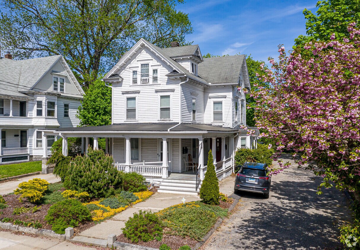 564 Prospect St, Torrington, CT 06790 Apartments in Torrington, CT