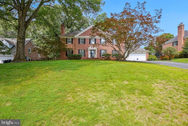 Building Photo - 1210 Suffield Dr