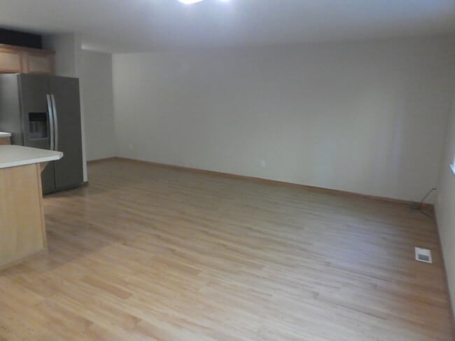 Building Photo - 15455 SW Kirby Ln
