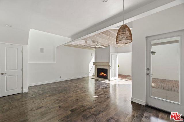 Foto del edificio - 29221 Heathercliff Rd