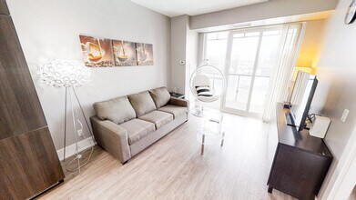 Building Photo - 300 Front St W