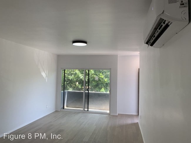 Building Photo - 4825 W 18th St