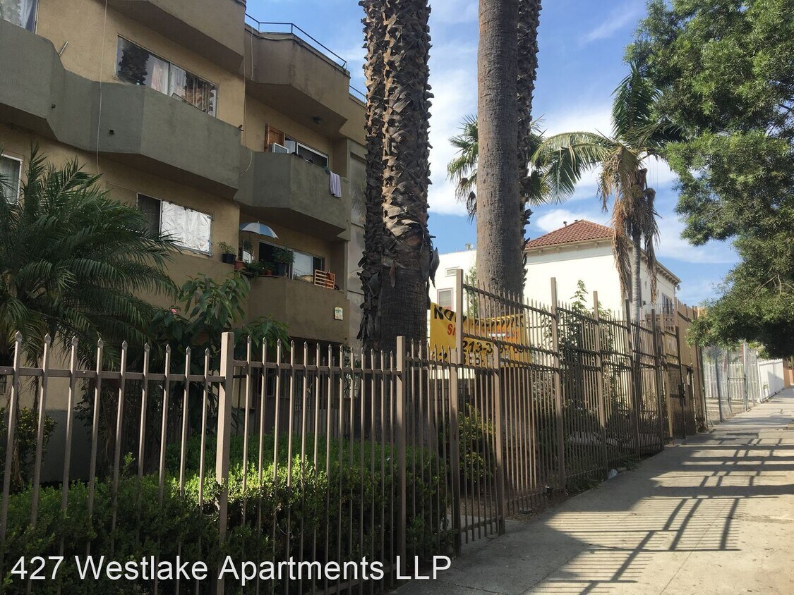 Foto principal - 427 S Westlake Ave