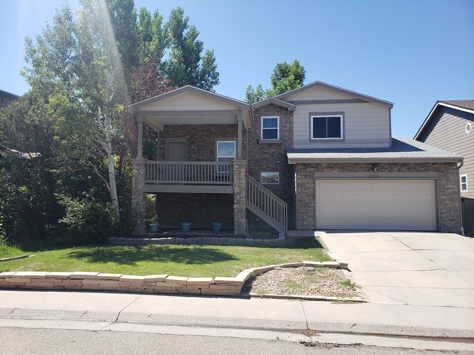 Primary Photo - 1164 W 111th Pl