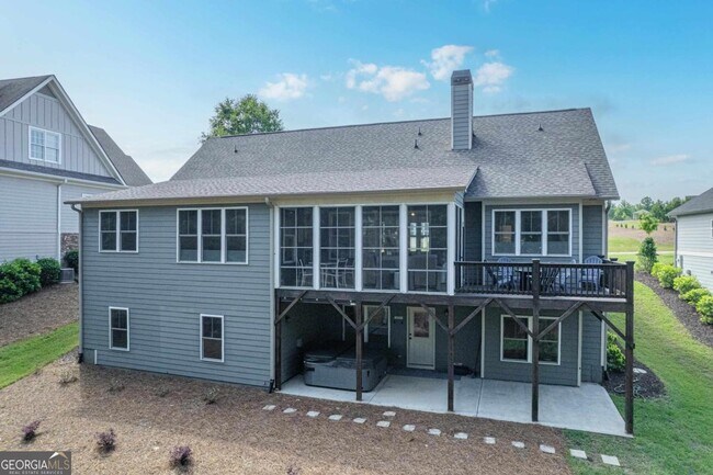 Foto del edificio - 1100 Hidden Hills Cir