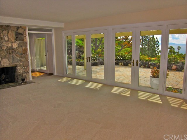 Foto del edificio - 7250 Berry Hill Dr