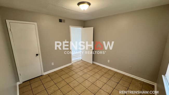 Building Photo - 1976 Goldbrier Ln