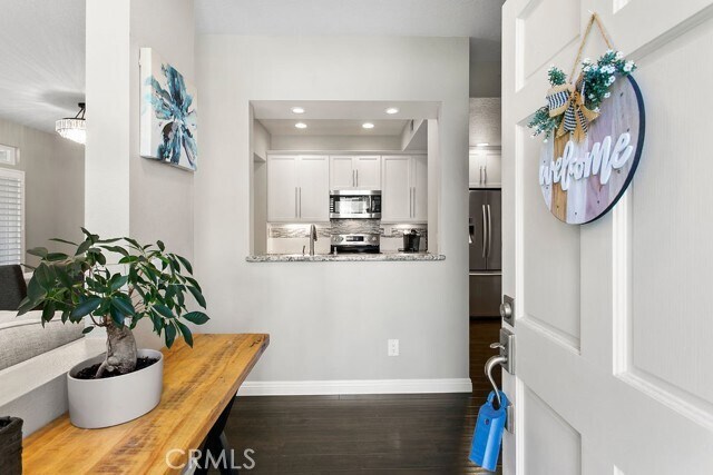 Building Photo - 19 Dover Pl