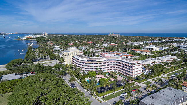 Foto del edificio - 315 S Lake Dr