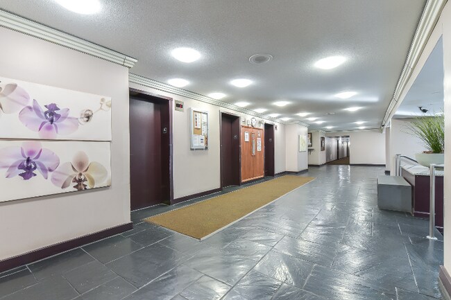 Foto del edificio - 7401 New Hampshire Ave