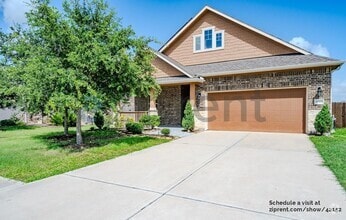 Building Photo - 18818 Lake Ridge Dr
