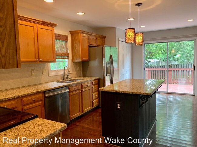 Building Photo - 3 br, 2.5 bath House - 108 Sandy Creek Court