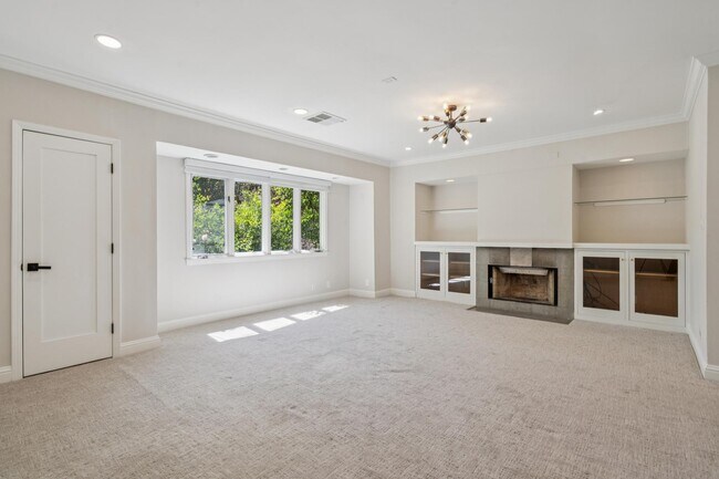 Foto del edificio - 3575 Springhill Rd