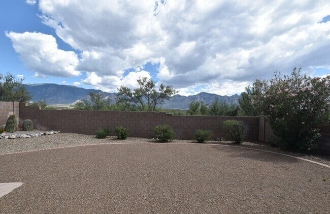 Foto del edificio - 3 Bedroom, 2 Bathroom Home with Amazing Views