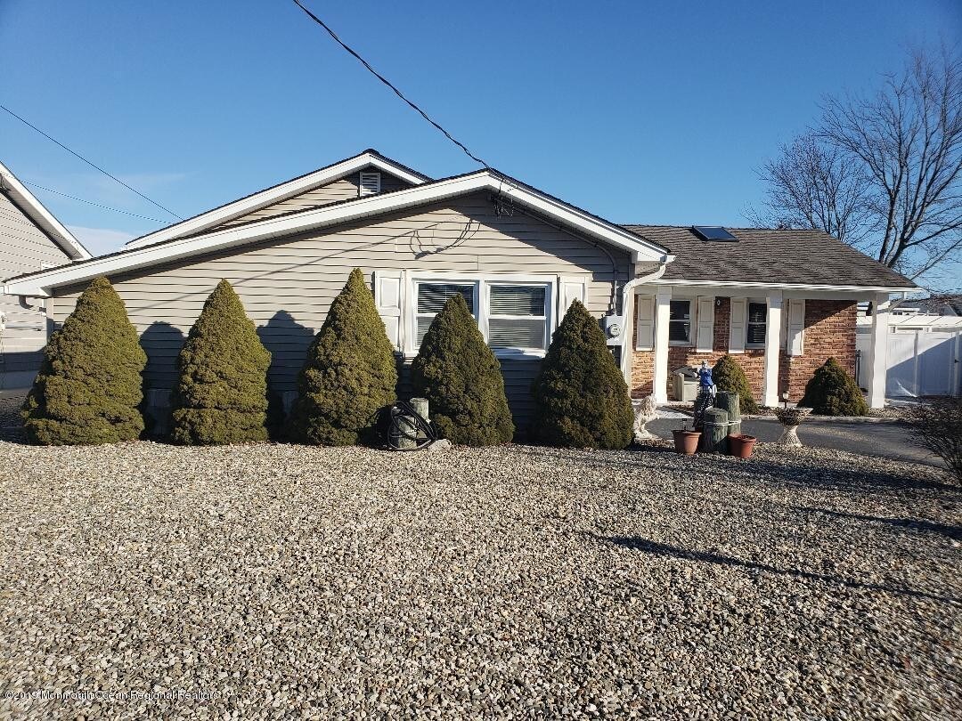 Primary Photo - 1842 Merrimac Dr