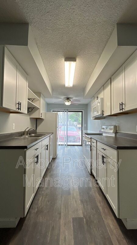 Foto del edificio - 3405 Holdrege St