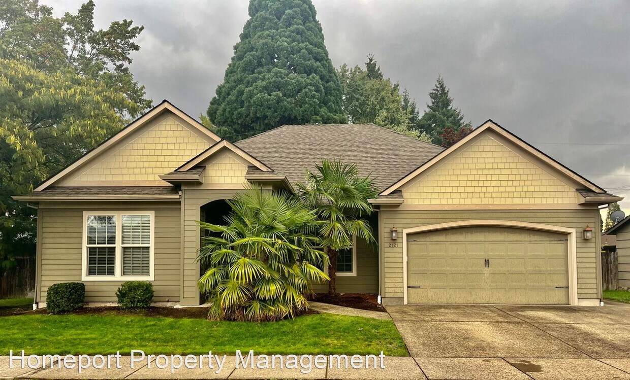 Foto principal - 3 br, 2 bath House - 2121 NW 13th St.