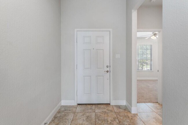 Building Photo - 3516 Esperanza Dr