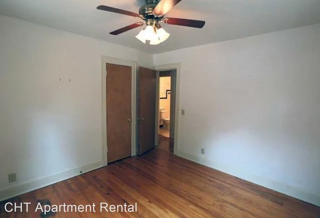 Building Photo - 1 br, 1 bath Apartment - 134 W. Gilman St.
