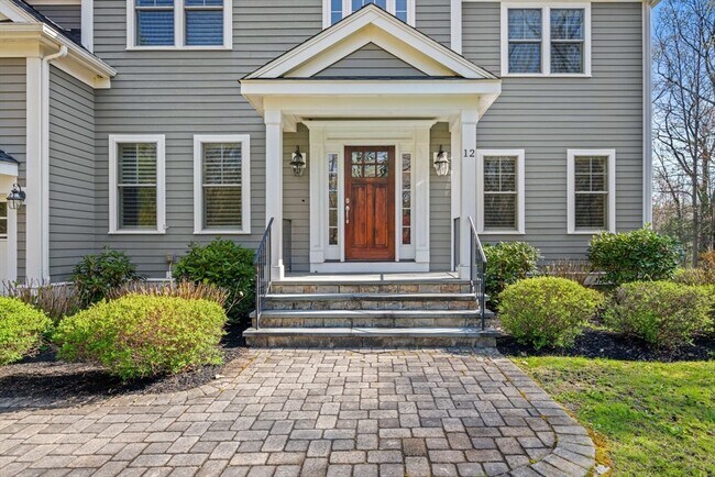 Building Photo - 12 Pelham Rd