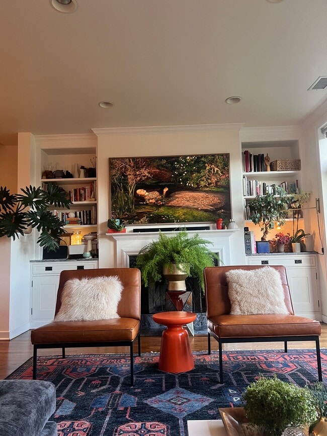 Foto del edificio - 1830 N Winchester Ave