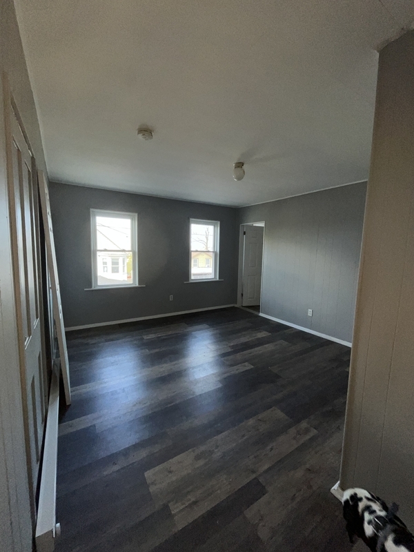 Building Photo - 816 Second Street Apt 2