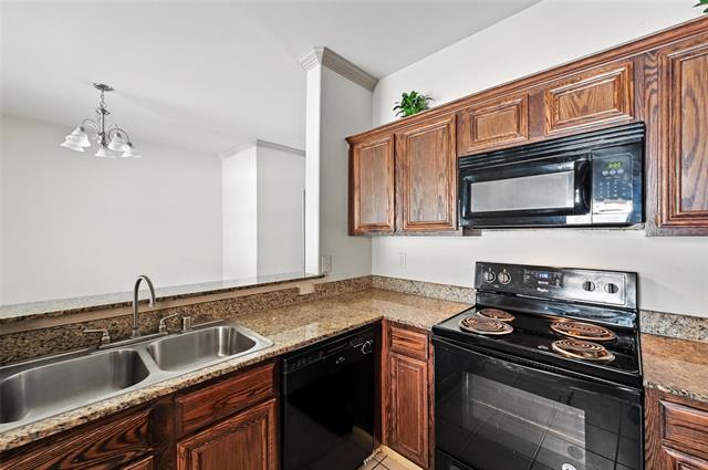 Foto del edificio - 2353 Homewood Ln