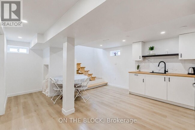 Building Photo - 34 Henley Crescent