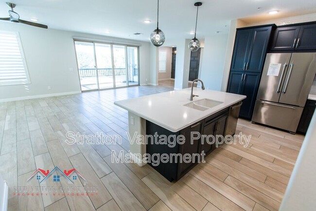 Building Photo - 5100 E Rancho Paloma Dr