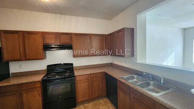 Foto del edificio - 2847 Laurel Ridge Cir