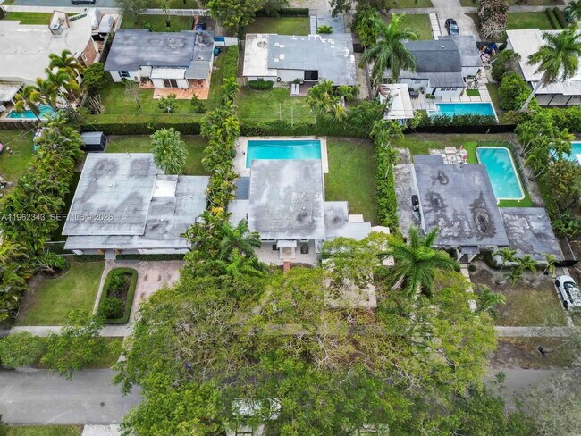 Foto del edificio - Southwest 47th Street, Miami, FL 33155 - 3 BR 1 BA single-family home