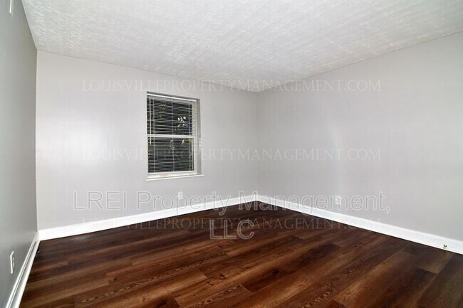 Building Photo - 2323 Rodman St