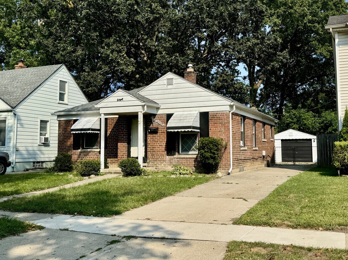 Primary Photo - 4309 Edmund St