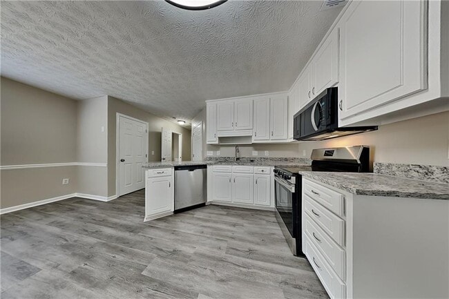Foto del edificio - 3520 Lynley Mill Dr