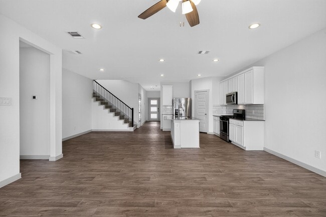 Building Photo - Like-New 4-Bedroom Corner Lot Home with Game Room, Appliances Included & Private Backyard