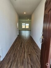 Building Photo - 320 Mica Trl