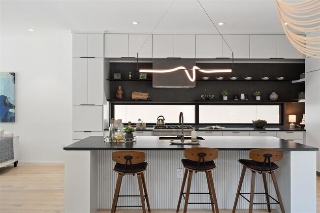 Foto del edificio - 703 Fletcher St