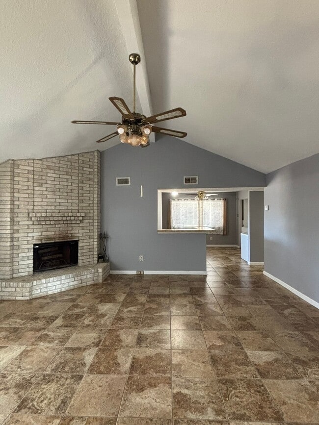 Foto del edificio - 3347 Silverside Dr